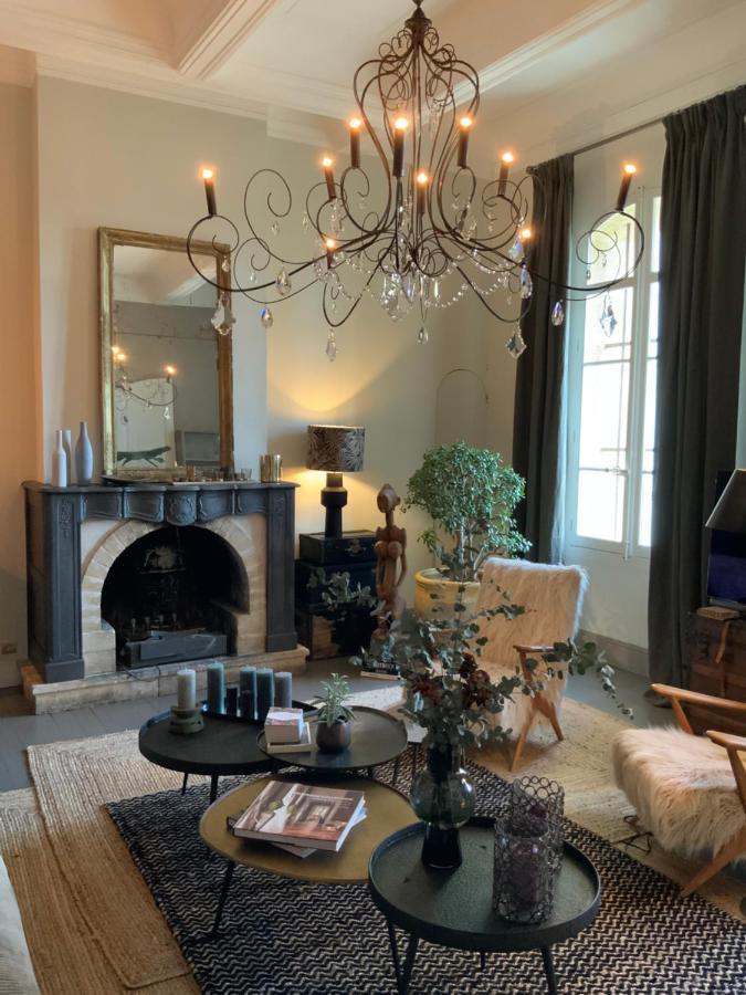 La Bastide Des Grands Chenes Bed & Breakfast Lambesc Exterior photo